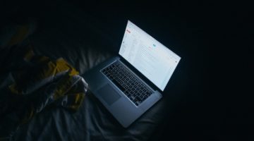 Computer on Gmail in the Dark