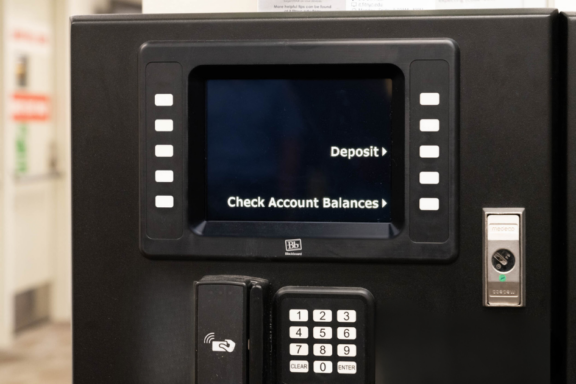 PHiL - Default Display Screen "Deposit" "Check Account Balance"
